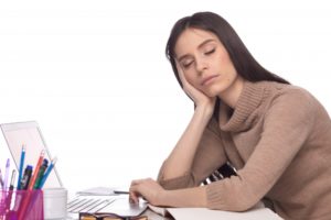その疲れは肝臓に原因があるかも？５つの習慣を見直して癒す方法