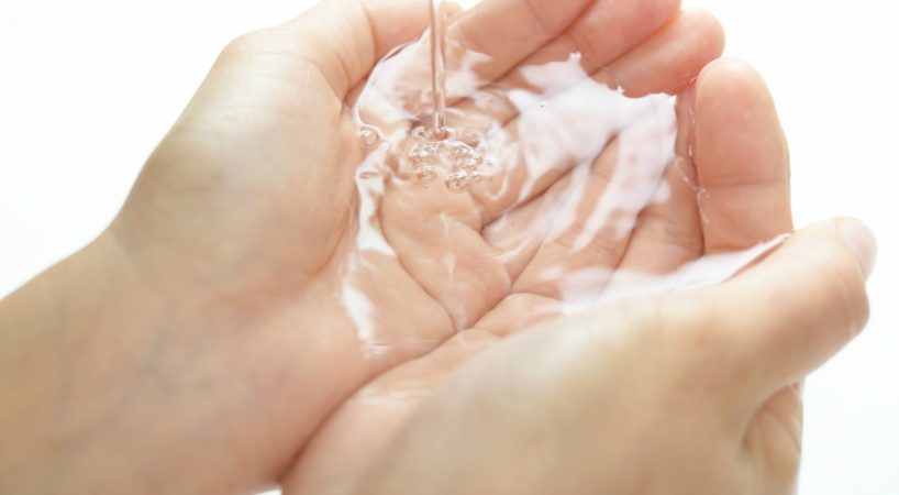 高濃度の水素水を家庭で飲む方法。医療現場でも使われている水